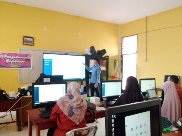 Wujudkan Transformasi Digital, SMAN 2 Banggai Luncurkan Program "Hari Belajar Guru"